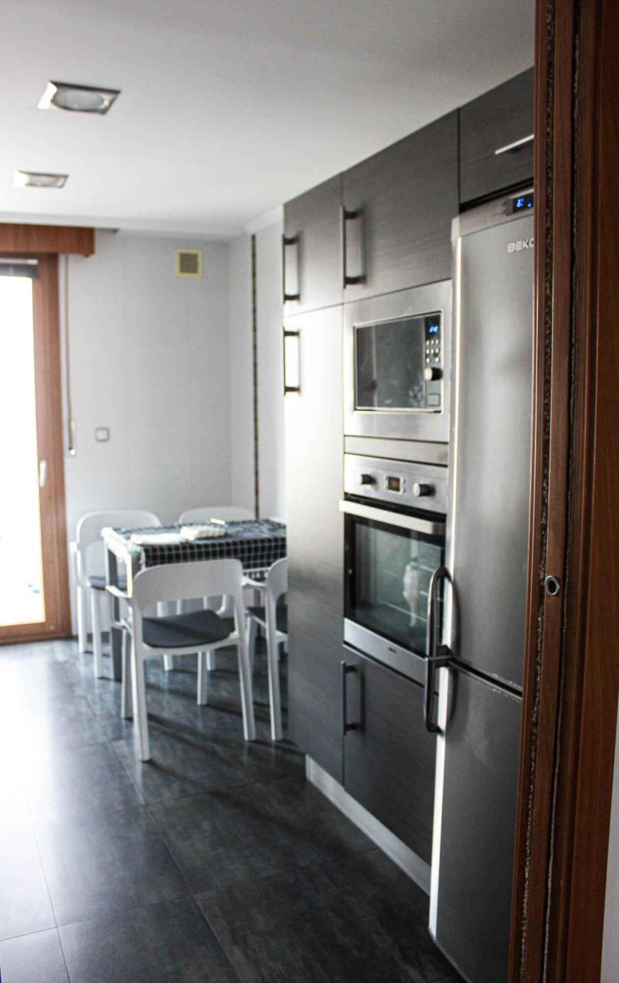 Apartment Maiala Etxea Terraza-parking-wifi Gratis Zona Nueva