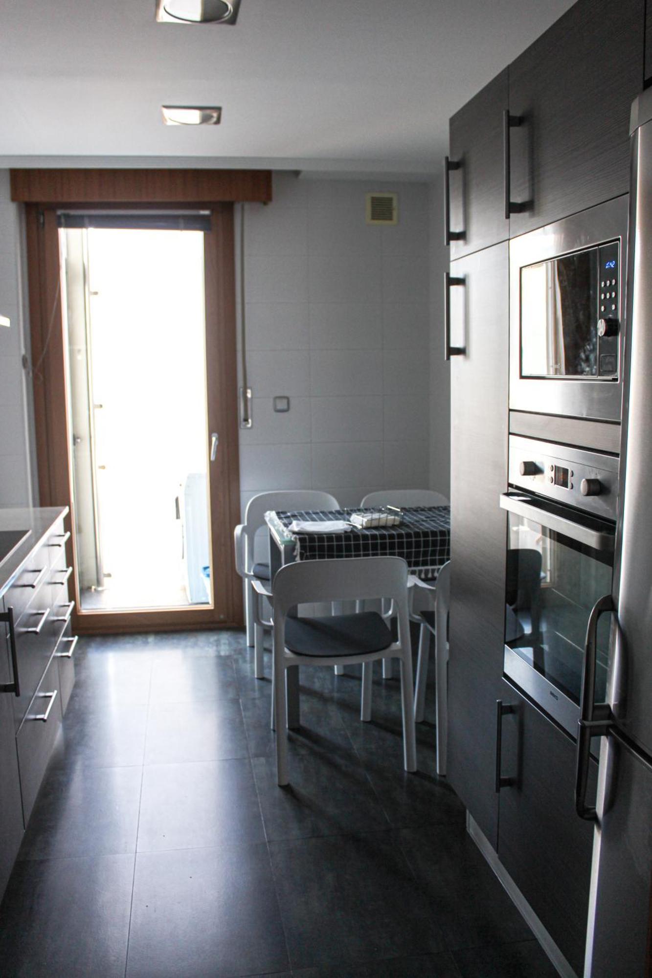 Appartement Maiala Etxea Terraza-parking-wifi Gratis Zona Nueva *